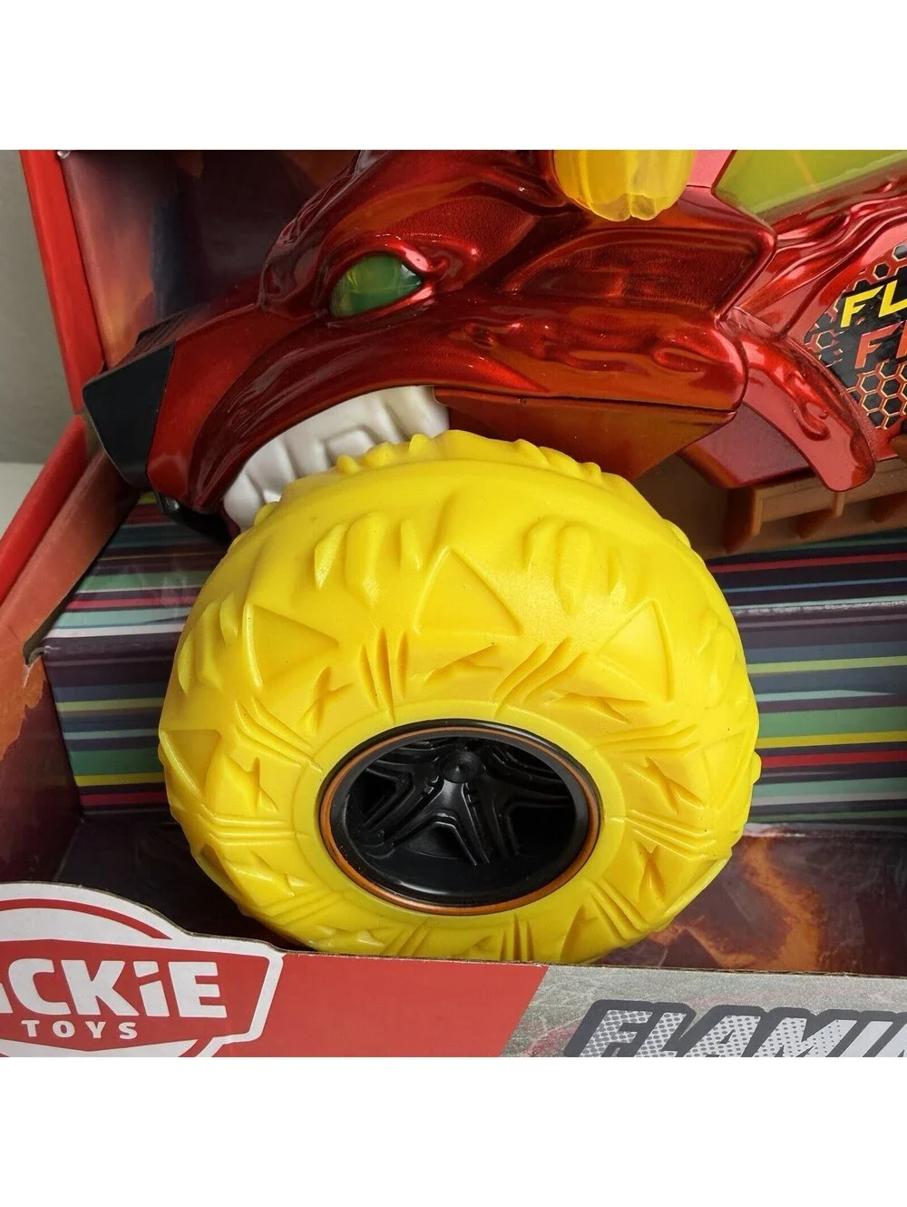 Dickie Toys Flaming Fire Monster Truck Steam Effect Light Sound Rubber Tires 3+